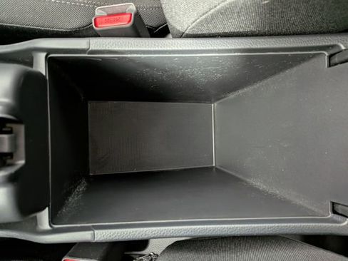 Used 2023 Honda HR-V LX image 22