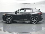 Used 2023 Nissan Rogue SV image 5