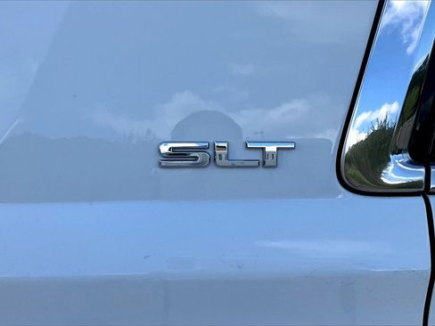 Used 2016 GMC Yukon SLT w/ Open Road Package image 8