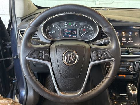 Used 2022 Buick Encore Preferred AWD/4WD image 13