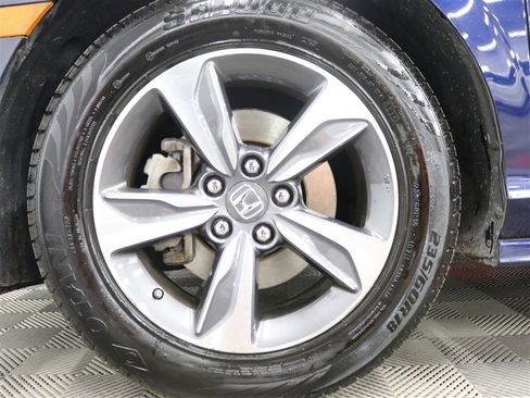 Used 2019 Honda Odyssey Touring image 37