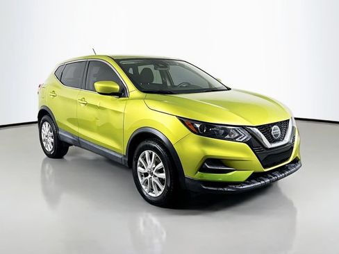 Used 2020 Nissan Rogue Sport S w/ Appearance Package AWD/4WD image 2