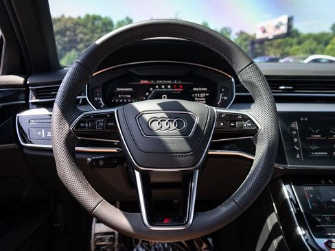 Used 2024 Audi S8 AWD/4WD image 68