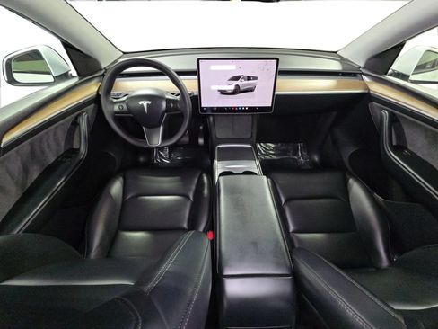Used 2023 Tesla Model Y Long Range AWD/4WD image 25