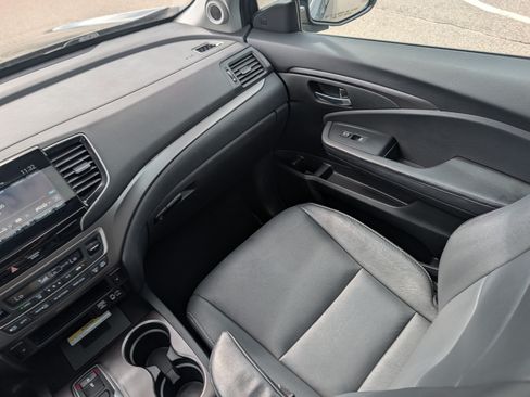 Used 2021 Honda Pilot Special Edition image 11