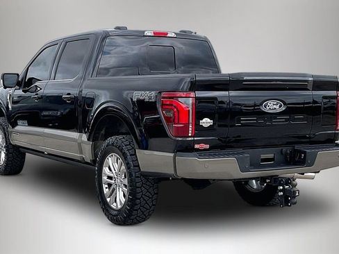 Used 2025 Ford F150 King Ranch w/ FX4 Off-Road Package image 4