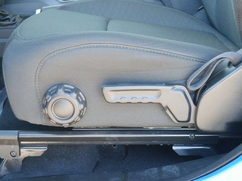 Used 2021 Jeep Wrangler Sport image 13