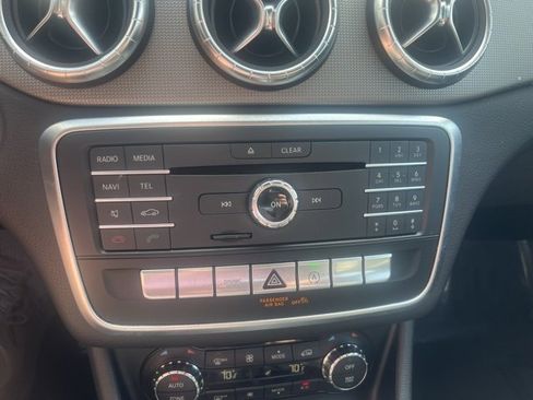 Used 2018 Mercedes-Benz CLA 250 image 22
