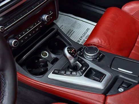 Used 2015 BMW M5 RWD image 16