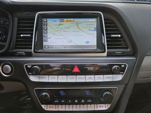 Used 2018 Hyundai Sonata Limited w/ Limited Ultimate Package 03 image 32