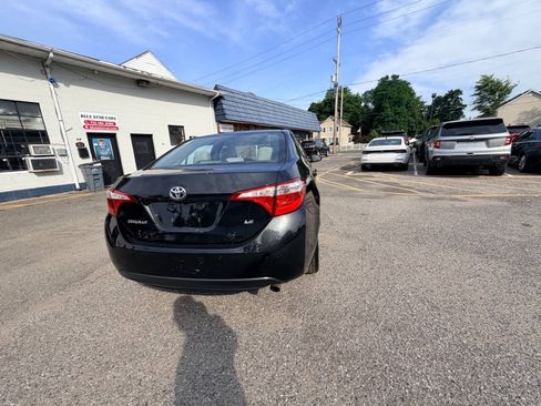 Used 2014 Toyota Corolla LE FWD image 38