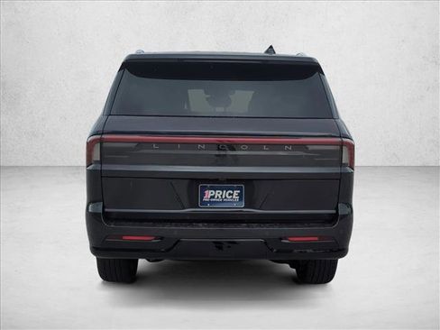 Used 2025 Lincoln Navigator L Black Label image 6