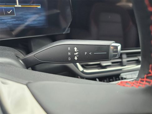 New 2026 Chevrolet Equinox EV RS image 32