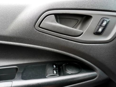 Used 2017 Ford Transit Connect XL image 24