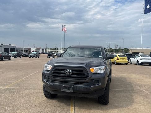Used 2023 Toyota Tacoma SR w/ SR Convenience Package RWD image 7