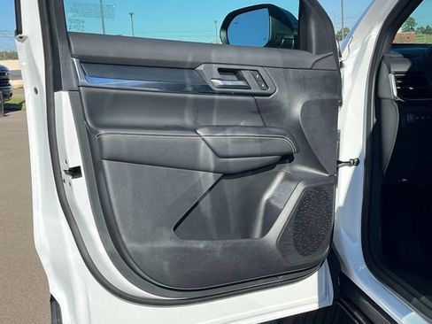 New 2026 GMC Terrain Elevation w/ Black Edition image 21