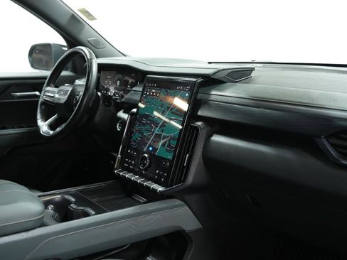 Used 2025 GMC Acadia AT4 image 20