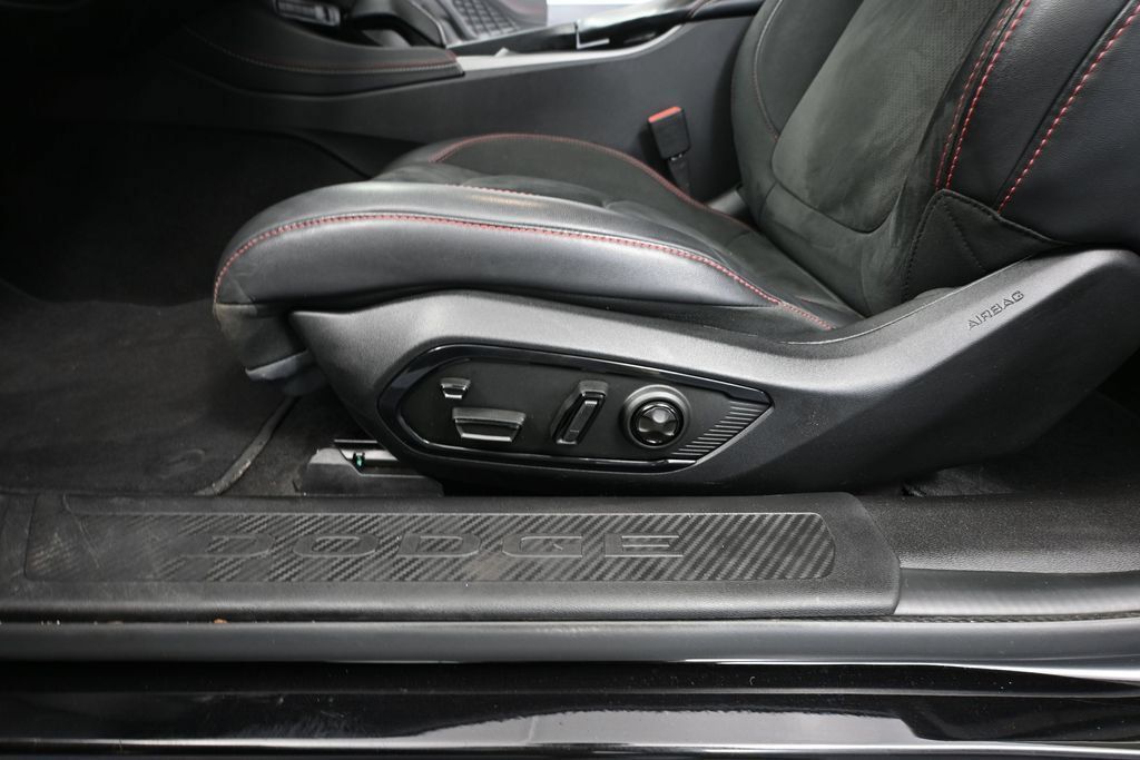 Used 2024 Dodge Charger Daytona Scat Pack w/ Plus Group AWD/4WD image 15