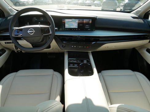 Certified 2025 Nissan Murano SL AWD/4WD image 10
