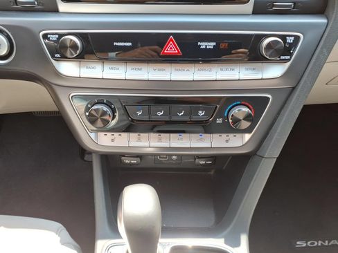 Used 2018 Hyundai Sonata SEL FWD image 27