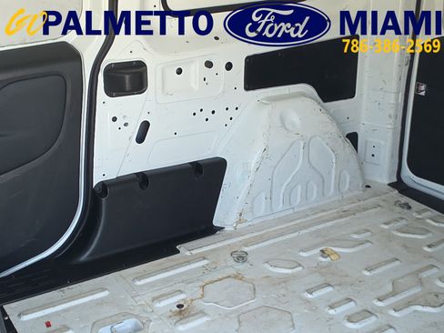 Used 2022 RAM ProMaster City Tradesman FWD image 13