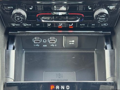 New 2025 Jeep Grand Cherokee L Laredo w/ Luxury Tech Group I image 19