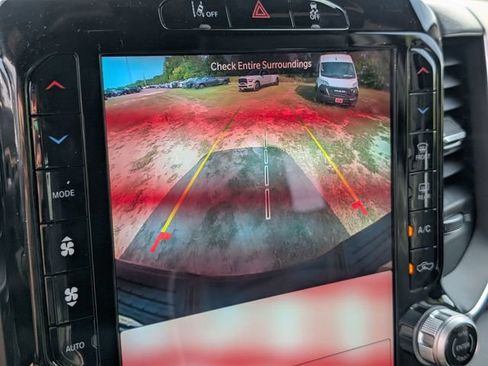 New 2026 RAM 3500 Laramie AWD/4WD image 18