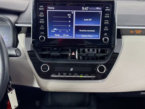 Used 2020 Toyota Corolla LE image 32