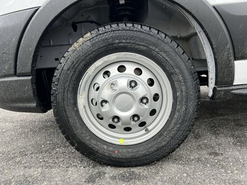 New 2026 Ford Transit 250 148 Medium Roof w/ Load Area Protection Package image 12