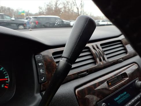 Used 2013 Chevrolet Impala LT image 15