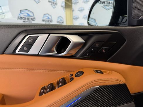 Used 2026 BMW X5 M60i image 12