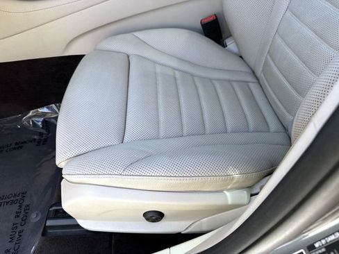Used 2018 Mercedes-Benz GLC 300 image 20