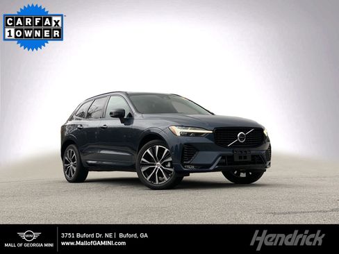 Used 2025 Volvo XC60 B5 Plus image 1