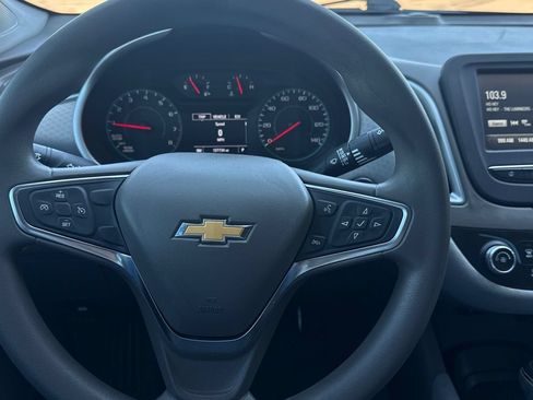 Used 2018 Chevrolet Malibu LS w/ LPO, Convenience Package 1 FWD image 23