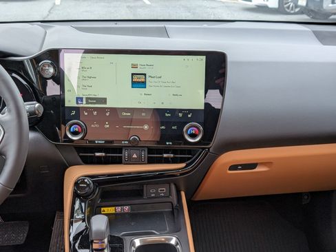 New 2026 Lexus NX 350h 350h Premium image 14