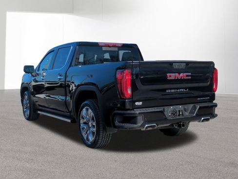 Used 2023 GMC Sierra 1500 Denali w/ Denali Reserve Package AWD/4WD image 7