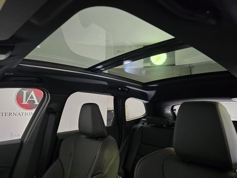 New 2026 BMW X1 xDrive28i w/ Technology Package image 10