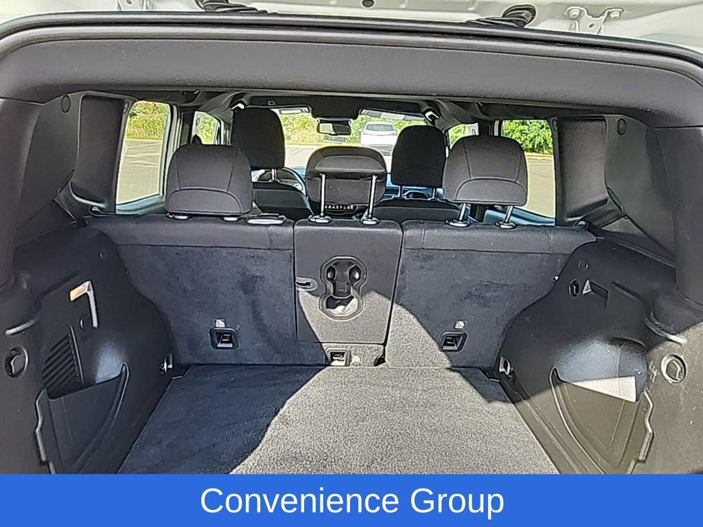 Used 2022 Jeep Renegade Altitude w/ Convenience Group AWD/4WD image 17