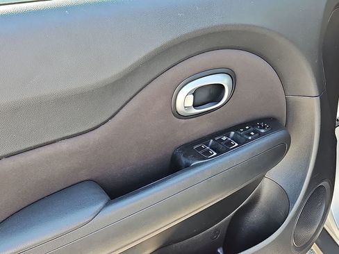 Used 2017 Kia Soul FWD image 25