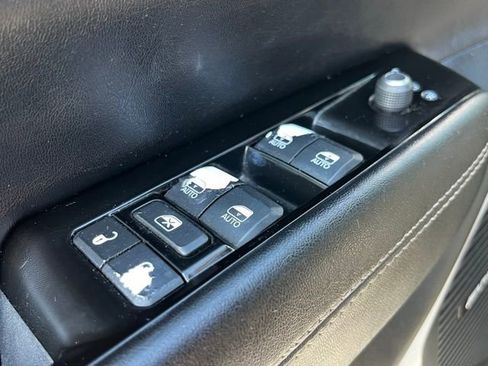 Used 2022 Jeep Wagoneer Series III w/ Flexible Seating Group AWD/4WD image 12