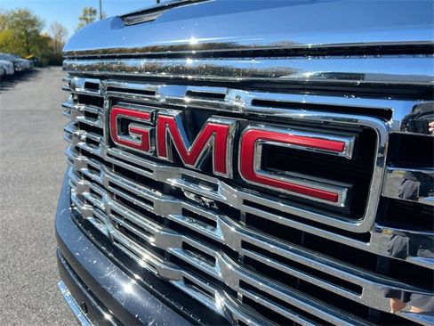 Used 2022 GMC Sierra 1500 Denali image 32