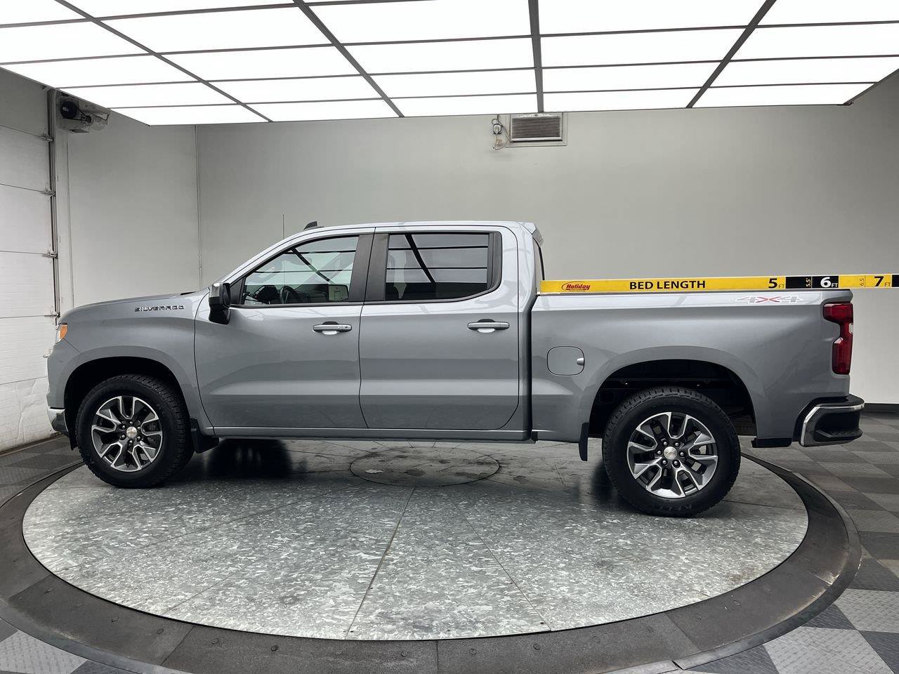 Certified 2024 Chevrolet Silverado 1500 LT AWD/4WD image 6