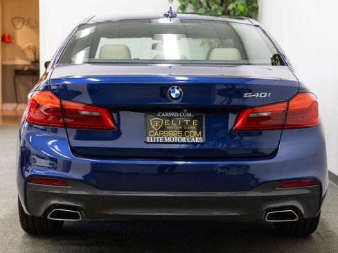 Used 2017 BMW 540i RWD image 4