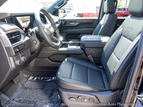New 2026 GMC Yukon Denali w/ Sun & Power Step Package AWD/4WD image 11