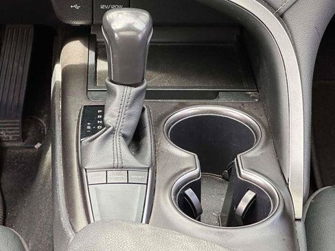 Used 2024 Toyota Camry SE w/ Convenience Package FWD image 19