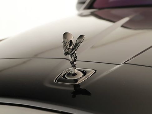 Used 2025 Rolls-Royce Cullinan Black Badge AWD/4WD image 43