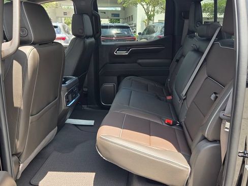 New 2026 GMC Sierra 1500 Denali w/ Denali Reserve Package AWD/4WD image 12
