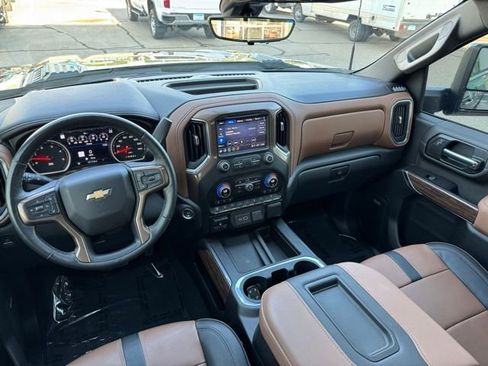 Used 2022 Chevrolet Silverado 3500 High Country w/ Z71 Off-Road Package AWD/4WD image 12