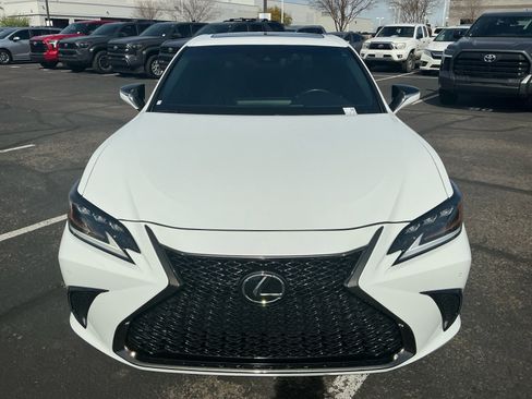 Used 2019 Lexus ES 350 F Sport w/ Accessory Package image 23