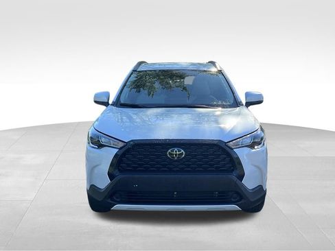 Used 2023 Toyota Corolla Cross LE AWD/4WD image 7